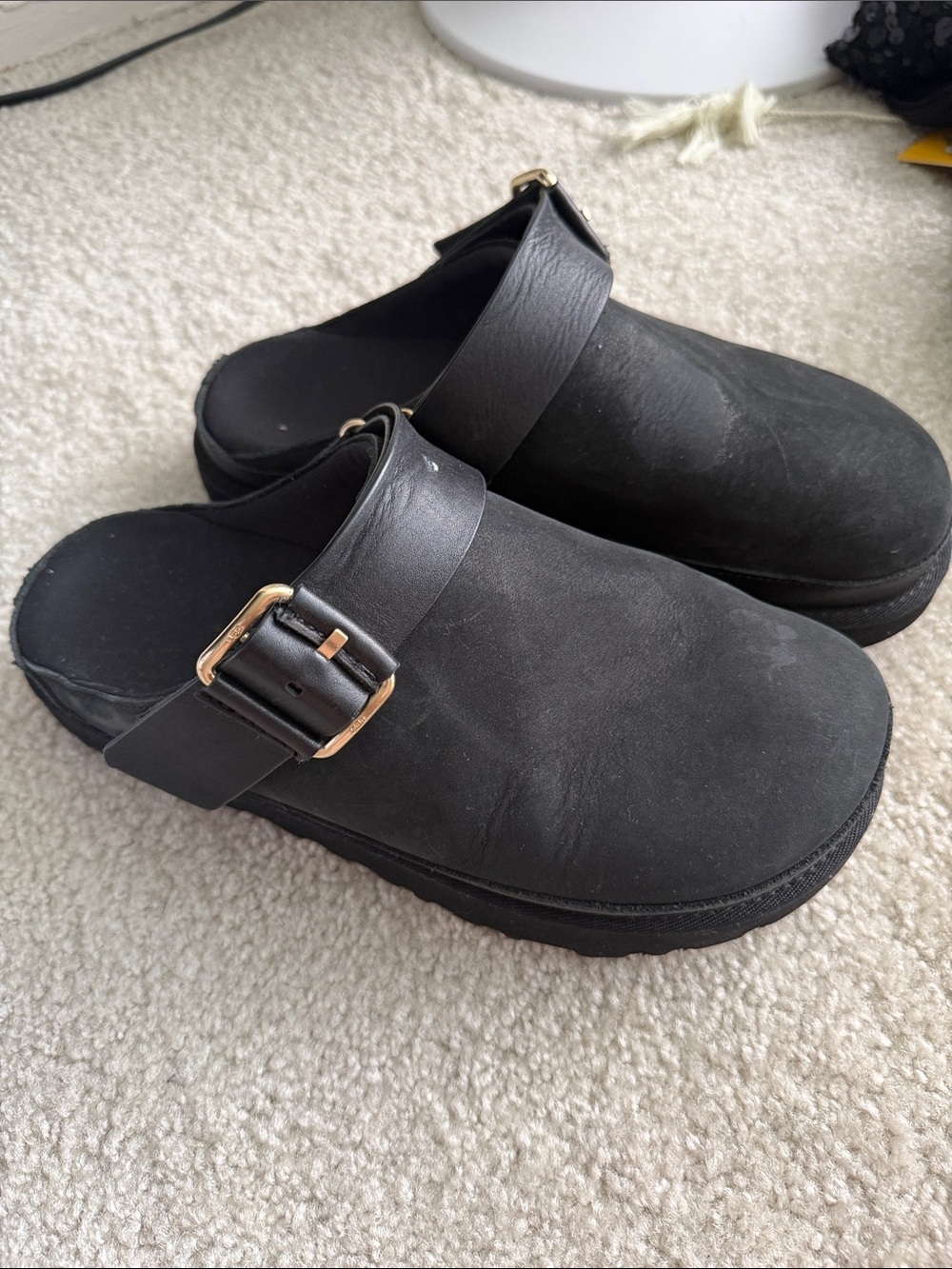 UGG Women's Black Backstrap Clog Mules - Picture 7 of 11